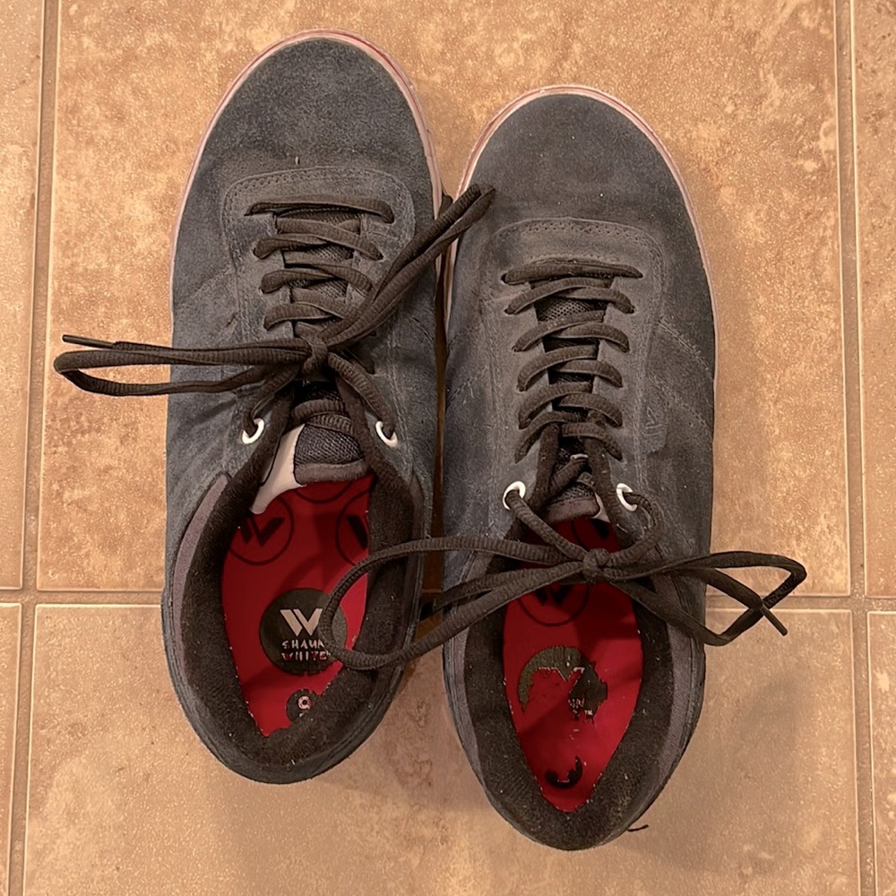 Shawn White Shoes. 9